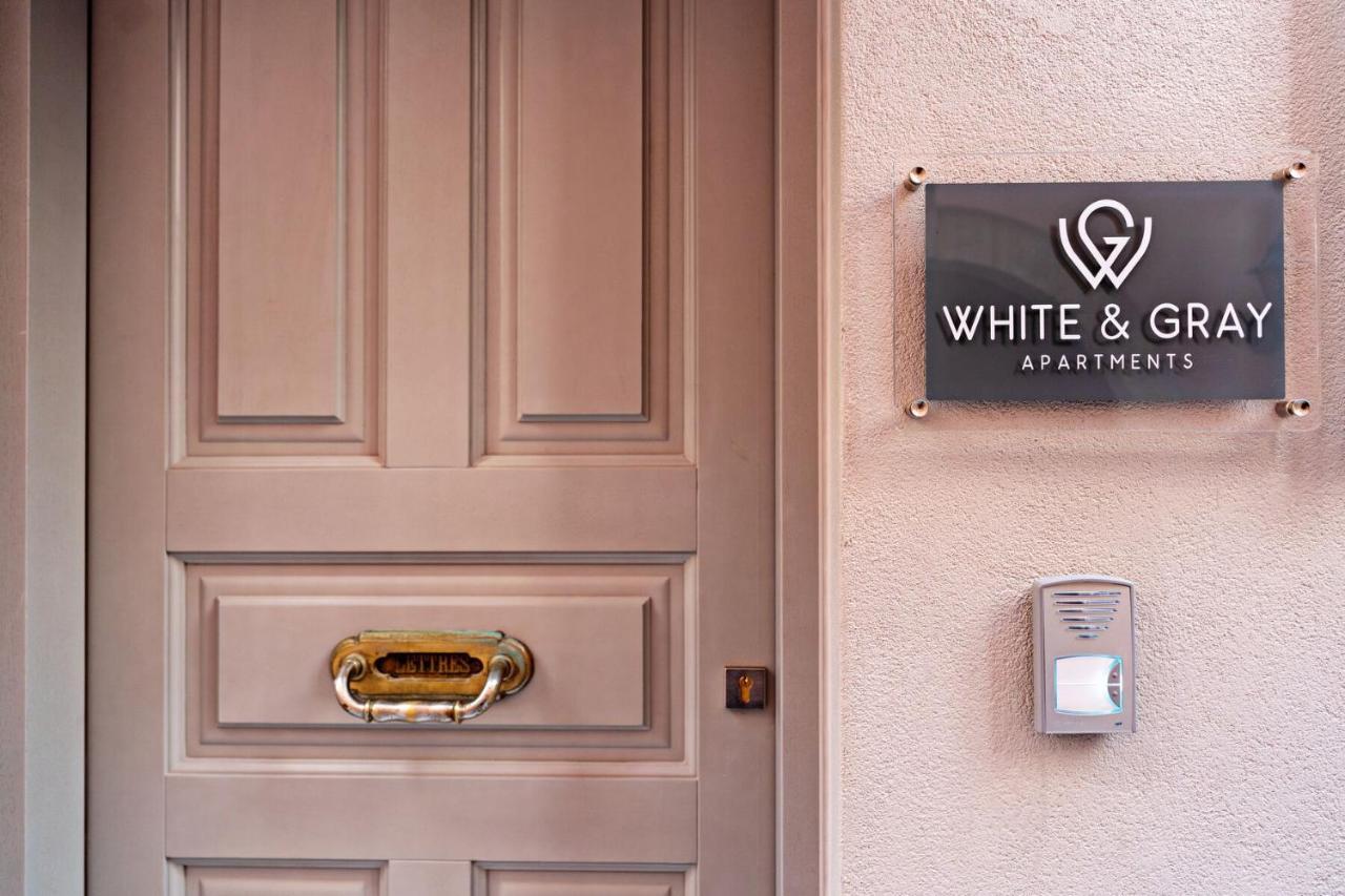 White & Gray Apartment 레팀노 외부 사진